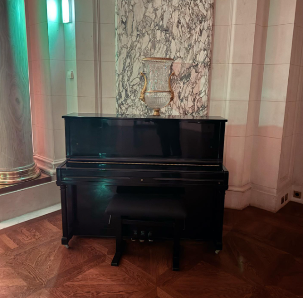 Un piano pour un événement réussi : Découvrez notre expertise dans un palace à Paris