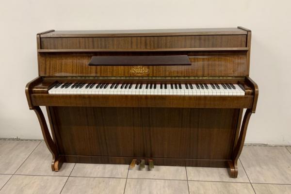 Piano droit Erard Mezzo noyer