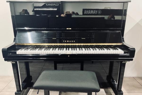 Piano droit YAMAHA U3 noir